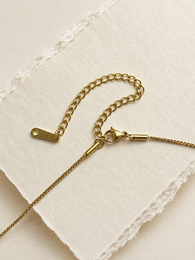 8K Gold Stainless Steel Shell Minimalist Pendant Necklace